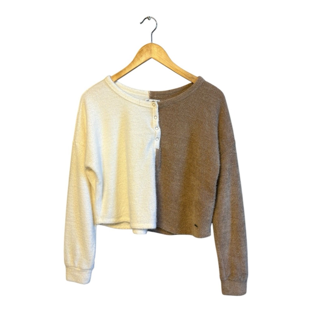 Hollister Women's Small Colorblock Fuzzy Henley Cropped Sweater Brown/White Cozy
